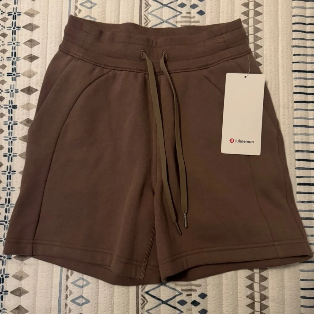 Lululemon Scuba High-Rise Short 5